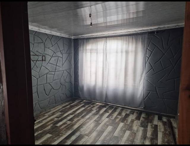 3 BEDROOM HOUSE FOR SALE IN GERMISTON SOUTH